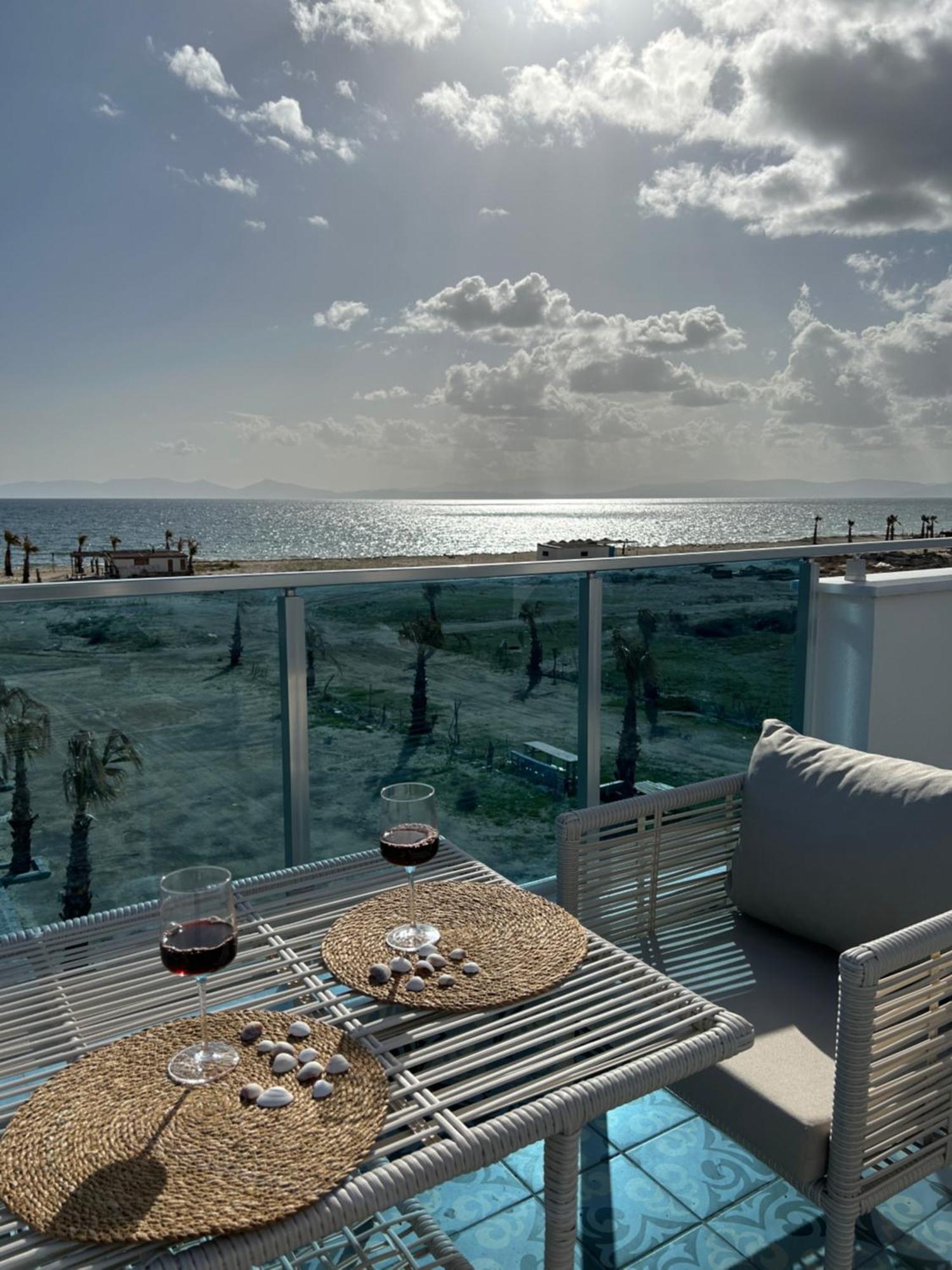 Soho Ayvalik Beach House Hotel Küçükköy Buitenkant foto