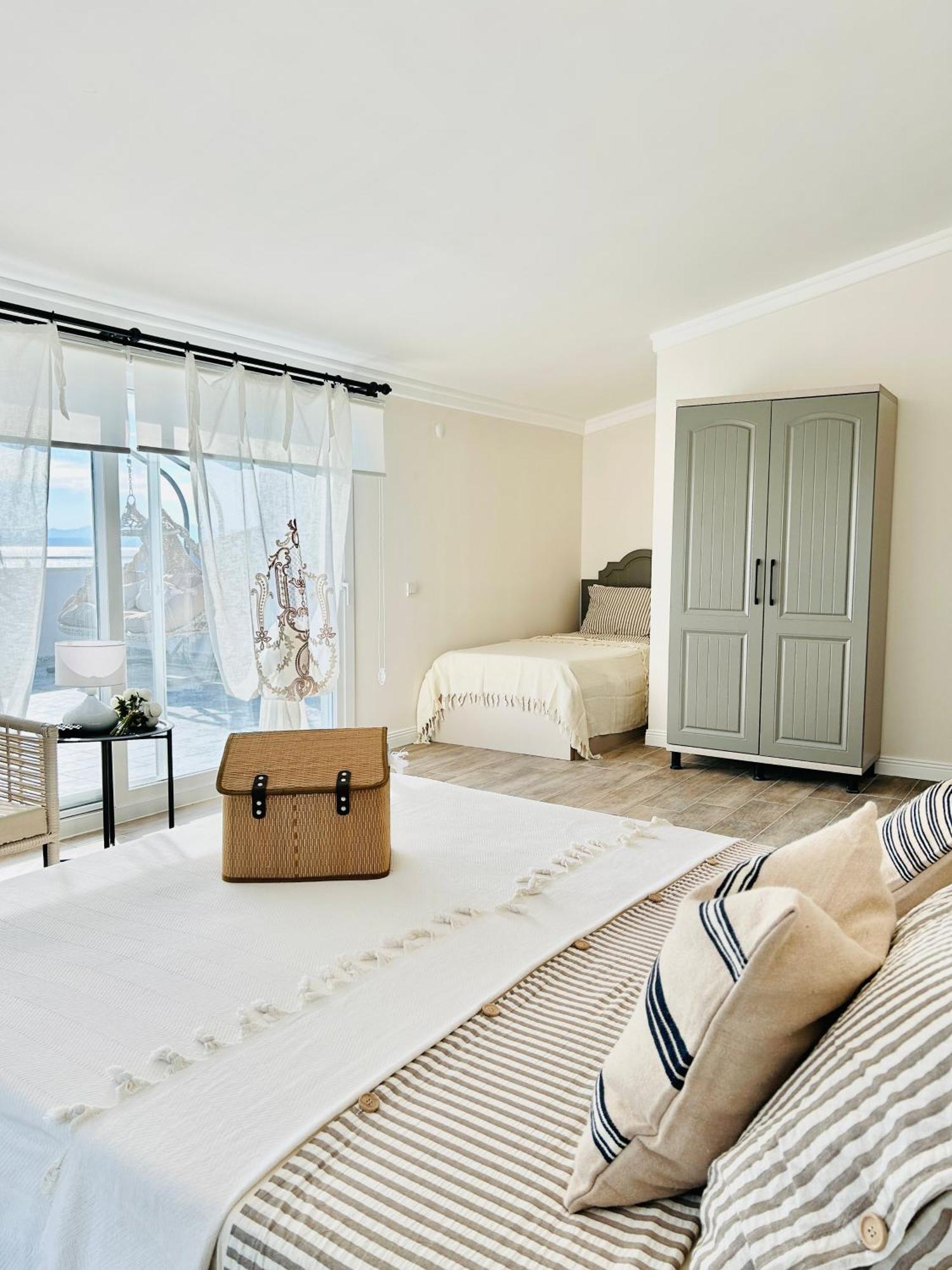 Soho Ayvalik Beach House Hotel Küçükköy Buitenkant foto